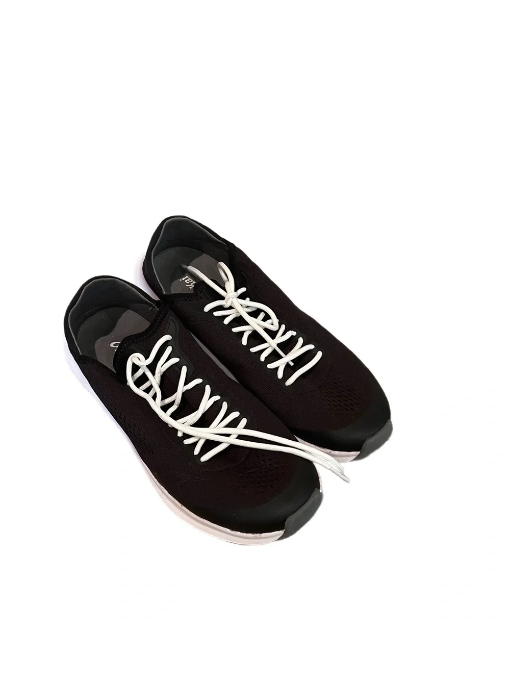 Olukai Kaholo Men’s 10 Black Breathable Mesh Beach  Shoes Perfect Condition!